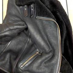 Płaszcz Femme Cuir noir fourrure, zgłoszono przez IKEA Lille przy użyciu iLost