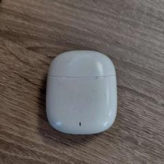 Earbudsdoosje, jak nahlášeno EBS OV Poeldijk pomocí iLost