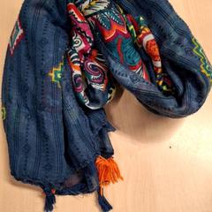 Szal Bleu, zgłoszono przez IKEA Grenoble przy użyciu iLost