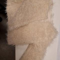 Vêtements, a été signalé par IKEA Loulé utilisant iLost