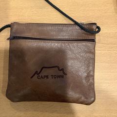 Sac Baldovin, Roemenië, a été signalé par Gemeente Amsterdam - Bureau Gevonden Voorwerpen utilisant iLost