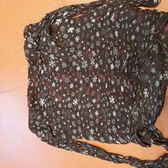 Corsage, gisa salatu by TCL iLost erabiliz