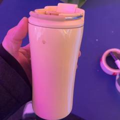 Schoen Roze, zoals gemeld door Schaatsbaan Rotterdam met iLost