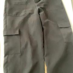 Pants Black, rapporterat av MEININGER Hotel Berlin Central Station med iLost