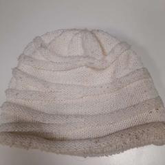 Cappello, come riportato da IKEA Praha – Zličín utilizzando iLost