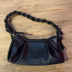 Tasche, gemeldet von Arriva Limburg Noord über iLost