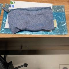 Porta-lápis & Papel grey, como reportado por Vrije Universiteit Brussel (VUB) utilizando o iLost