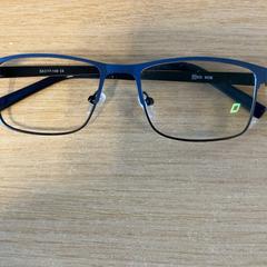 Lentes, segundo informou Keukenhof usando iLost