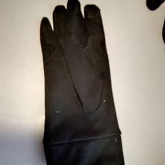 Handskar, rapporterat av Twisto med iLost