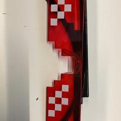 Solbriller, som rapportert av IKEA長久手 ved bruk av iLost