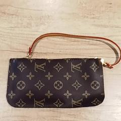 Pénztárca, amint azt Regio Antwerpen - Brussel az iLost segítségével jelentette.