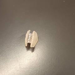 Hair clip, as reported by IKEA Nice Saint Isidore using iLost