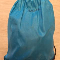 バッグ - Stoffen tas blauw がiLostで Regio Oost-Vlaanderen によって報告されました
