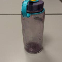 Water bottle, as reported by Vrije Universiteit Amsterdam using iLost