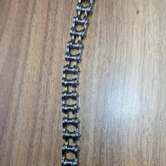 팔찌, iLost를 사용하여 Qbuzz DMG에 보고됨