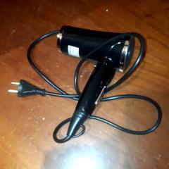 Sèche cheveux, a été signalé par Grand Hotel Amrath Kurhaus utilisant iLost