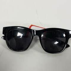 Sonnenbrille, gemeldet von Pathé Ypenburg über iLost