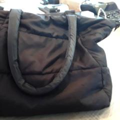 Bag, as reported by EBS Tramplein using iLost