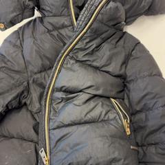 ジャケット がiLostで Het Amsterdamse Winterparadijs によって報告されました