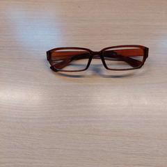 النظارات، كما تم الإبلاغ عنه بواسطة Regio Limburg - Leuven عبر iLost