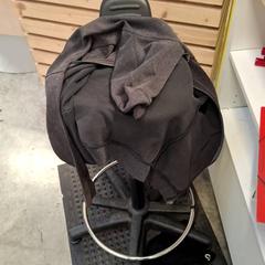 Bunda, jak nahlášeno IKEA Grenoble pomocí iLost