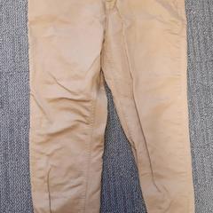 Pantalons, segons ha informat Grand Hotel Amrath Kurhaus mitjançant iLost