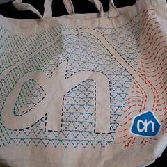 Linen Bag, as reported by Connexxion Haarlem AML using iLost