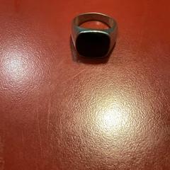 Šperky & Prsteň, ako bolo nahlásené MEININGER Hotel Berlin Alexanderplatz pomocou iLost