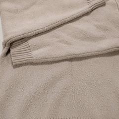 Kleding Trui, jak nahlášeno Centraal magazijn pomocí iLost