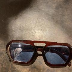 نظارات شمسية، كما تم الإبلاغ عنه بواسطة Van der Valk Hotel Heerlen عبر iLost