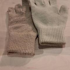 Children's gloves Beige, as reported by IKEA Wilrijk using iLost