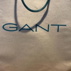 Purchase gant & tommy hilfiger Gant, rapporterat av Designer Outlet Roermond med iLost