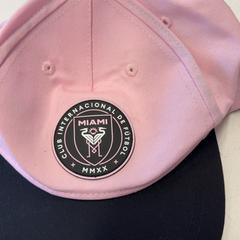 Gorra de beisbol, ha sido reportado por HTM con iLost