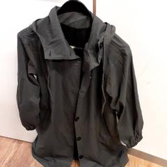 Chaqueta, segundo informou Qbuzz ZHN usando iLost