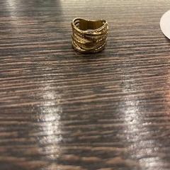 مجوهرات (متنوعة) gouden ring، كما تم الإبلاغ عنه بواسطة WestCord Hotel Eindhoven عبر iLost