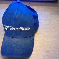 Cap blauw, come riportato da Bobbejaanland utilizzando iLost