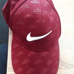 Kšiltovka, jak nahlášeno EBS Tramplein pomocí iLost