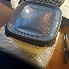 Tupperware tuple, zgłoszono przez BOAT&CO przy użyciu iLost