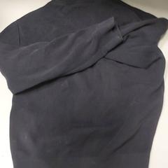 Kleding - trui, segons ha informat Centraal magazijn mitjançant iLost