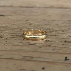 Gouden trouwring met de naam Joke, amint azt az iLostnak jelentették.
