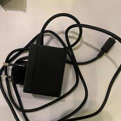 Plugg BLACK, rapporterat av Room Mate Bruno med iLost