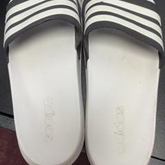 Slippers, Pants & Towels, as reported by ibis Styles Rotterdam Ahoy using iLost