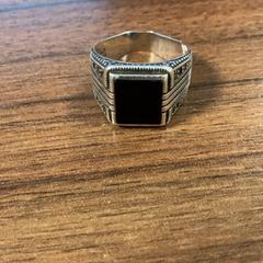 Ringe Zilver, som rapportert av Pathé Zaandam ved bruk av iLost