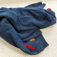 Kläder - Vest, rapporterat av Regio Limburg - Leuven med iLost
