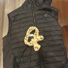 Body warmer & Hair band, as reported by WestCord Hotel Eindhoven using iLost