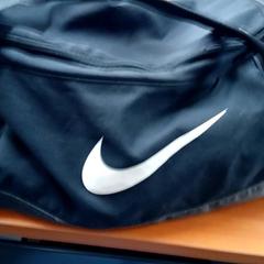 バッグ がiLostで Centraal magazijn によって報告されました