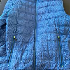 Jakke blauw, som rapportert av Gebo Tours ved bruk av iLost