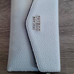 Peněženka Perez, jak nahlášeno EBS Tramplein pomocí iLost