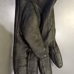 장갑 zwart leer, iLost를 사용하여 Qbuzz GD Groningen HS에 보고됨