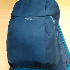 Mochila Blauw, como reportado por Centraal magazijn utilizando o iLost